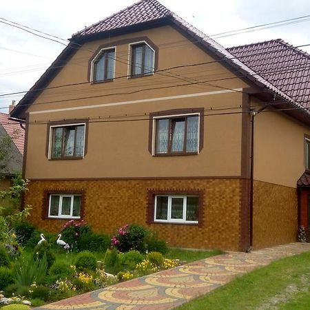 Sadyba Gostynniy Dvir Iszka Kültér fotó